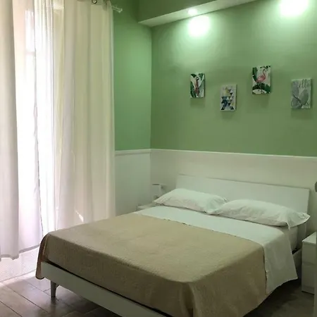 Bed & Breakfast Angelica 2*
