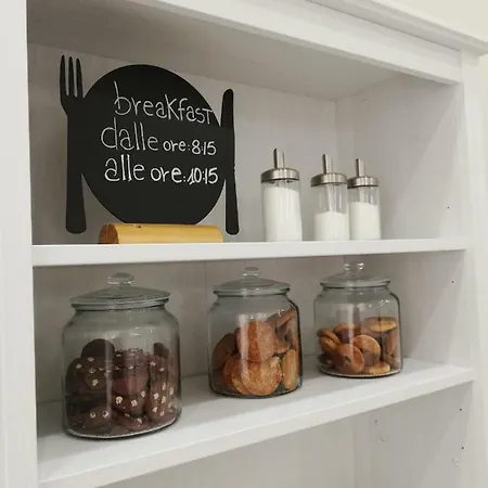 Angelica Bed & Breakfast 2*
